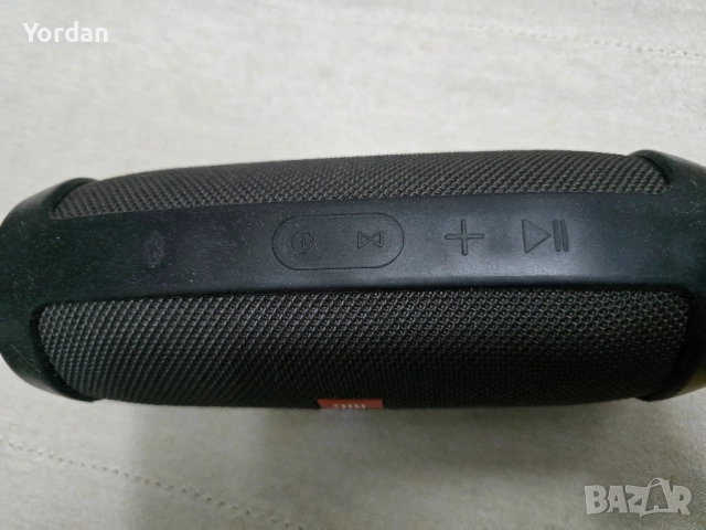 JBL charge 3 , снимка 4 - Слушалки и портативни колонки - 52446160