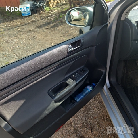 VW Голф 5 2.0 tdl, снимка 15 - Автомобили и джипове - 53011118