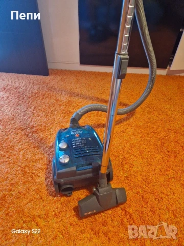 Прахосмукачка 2300W, снимка 3 - Прахосмукачки - 50989489