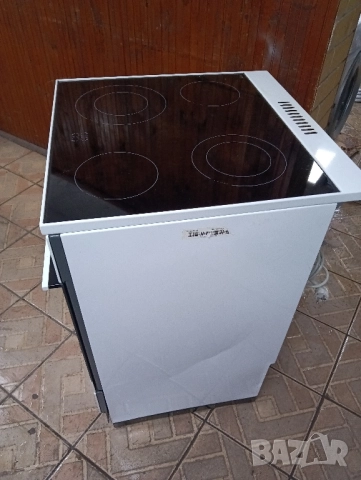 Свободно стояща печка с керамичен плот Gram с две години гаранция!, снимка 9 - Печки, фурни - 52082759