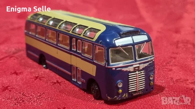 Колекционерски метален автобус 1/72 IKARUS 30