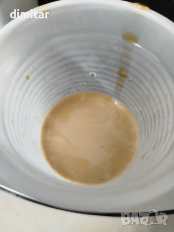 Кафе автомат Delonghi Magnifica , снимка 7 - Кафемашини - 53761548