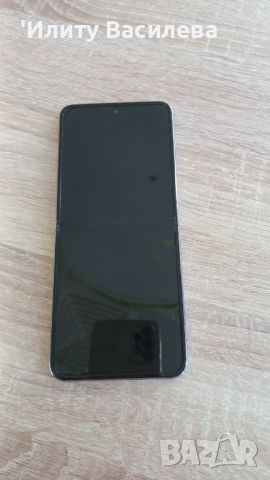 Samsung Galaxy Z Flip4, снимка 3 - Samsung - 46605464