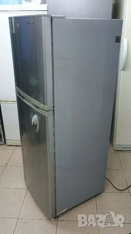 Хладилник Samsung с горен фризер, снимка 3 - Хладилници - 52864446