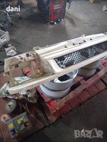 Предна маска за форд транзит, снимка 2 - Части - 52428726