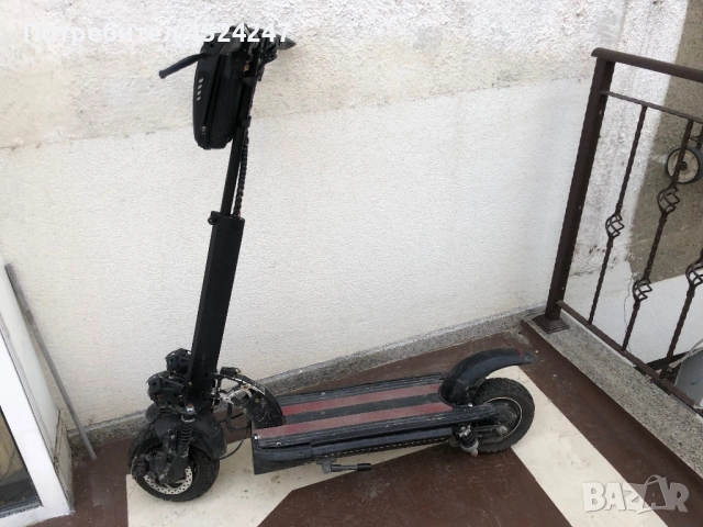 Тротинетка с два мотора 