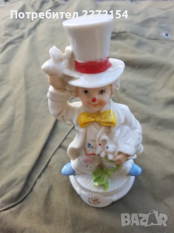 Порцеланова статуетка фигурка клоун