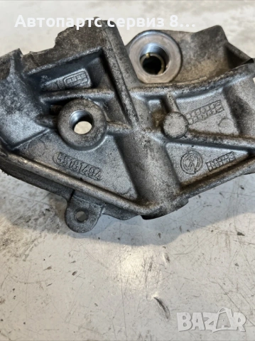 Alfa Romeo 147 2007 1.9 JTD 16V държач/скоба за двигател оригинален 55181494, 937A5000, снимка 2 - Части - 53022806