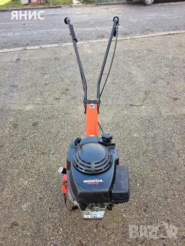 МОТОФРЕЗА HONDA. ПЕРФЕКТНА , снимка 2 - Градинска техника - 52513568