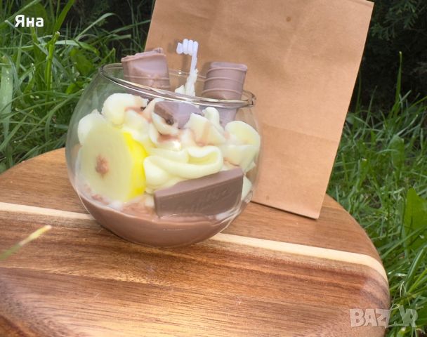 Ръчно изработена свещ с банан и шоколад, снимка 1 - Декорация за дома - 45835421