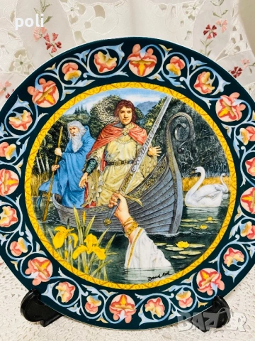 порцеланова чиния за стена , снимка 2 - Декорация за дома - 53884267