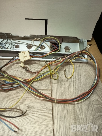 Готварска печка индезит mod: K6M5 части 6 вида В, снимка 18 - Печки, фурни - 51949463