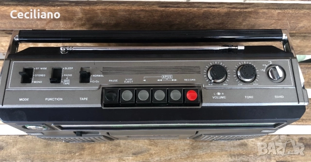 Радиокасетофон Sharp GF-8080E  Japan, снимка 8 - Радиокасетофони, транзистори - 52621500