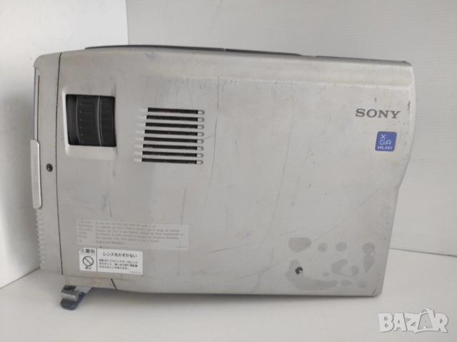Проектор SONY VPL-PX1 с кабели. не е тестван, снимка 4 - Плейъри, домашно кино, прожектори - 51889110