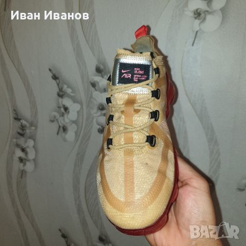 оригинални Nike Air Vapormax 2019 Gold Light номер 39-40, снимка 10 - Маратонки - 36301953