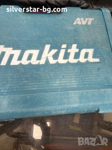 Екектрически  Перфоратор MAKITA HR3210C, снимка 7 - Перфоратори - 53768048