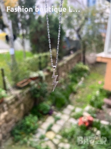Сребърно синджирче с висулка гръмотевица с блестящи камъчета ❤️, снимка 3 - Колиета, медальони, синджири - 52412338