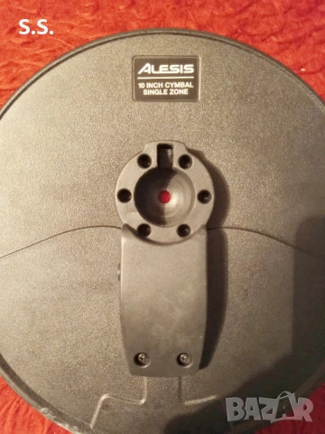Алесис падове, снимка 2 - Ударни инструменти - 53185384