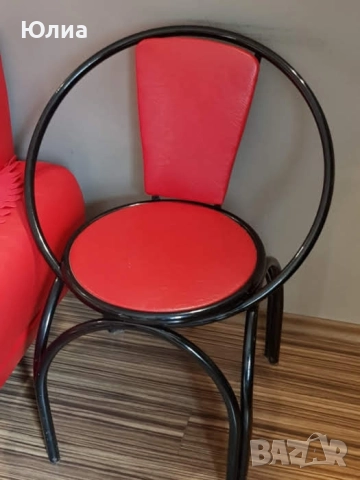 Стъклена маса с 3 стола, снимка 2 - Маси - 52521447