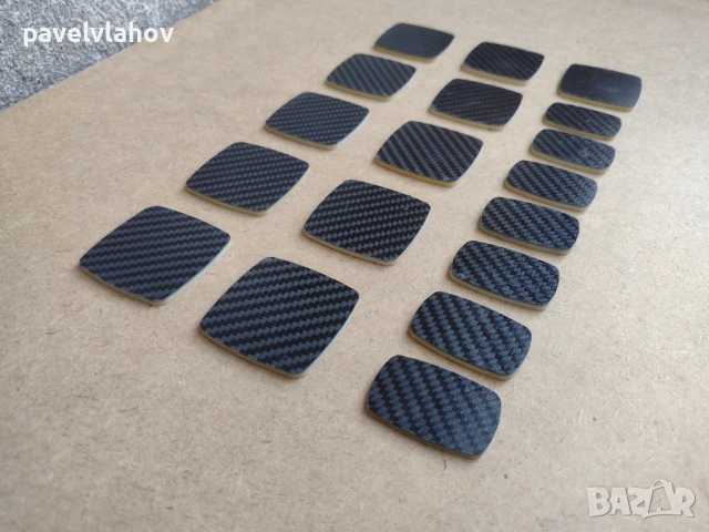 Пластмасови плочки с карбоново покритие - въглеродни влакна, 18 броя