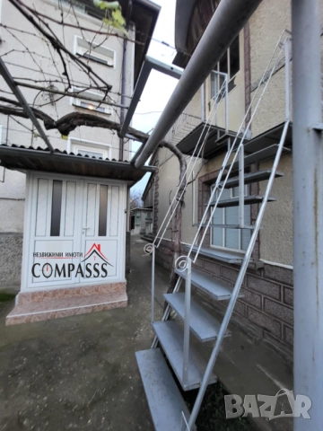 гр. Ген. Тошево, Обл. Добрич, етаж от къща – 125000евро!, снимка 18 - Къщи - 52719494