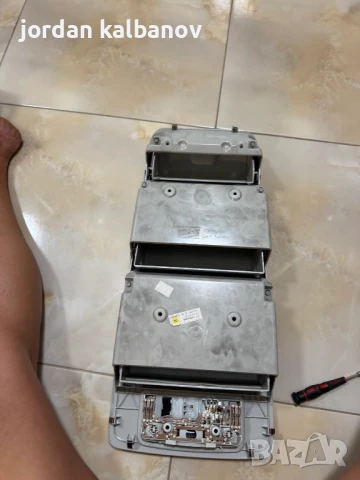 Комплект Плафон и Жапки таван за Vw Touran само за 100лв. 1T0868837C, снимка 2 - Части - 51152898