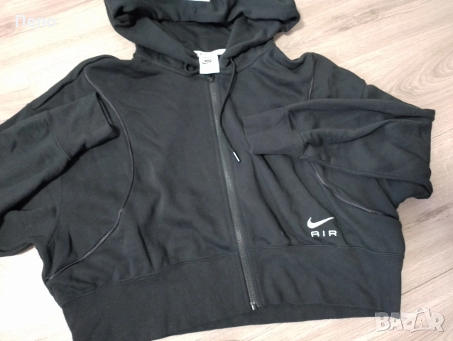 Спортен екип Nike , снимка 2 - Спортни екипи - 53580179