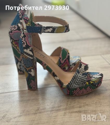 НОВИ! Обувки на ток, снимка 2 - Дамски обувки на ток - 45568245