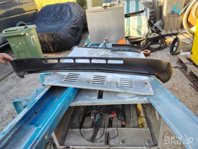 Спойлер за под предна броня на Фолксваген WV