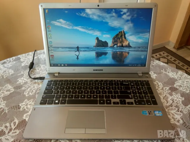 Лаптоп Samsung NP510R5E, снимка 1