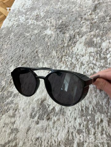 Слънчеви очила Carrera, снимка 3 - Слънчеви и диоптрични очила - 45502972