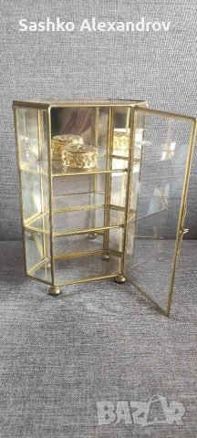 Винтидж витрина от месинг и стъкло (Hollywood Regency) – Огледален гръб 