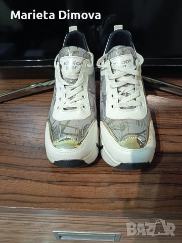 Маратонки на платформа 