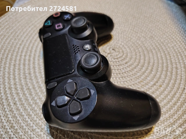Ps4 оригинален джойстик за части, снимка 3 - Аксесоари - 54097332