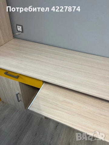 Секция с жълто фолио, но отдолу е синия, снимка 6 - Секции и витрини - 52497645