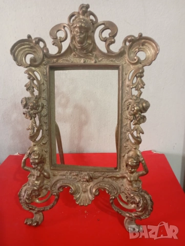 Барокова настолна рамка за снимка