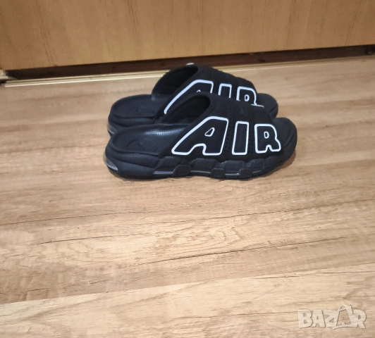 Nike Air More Utempo оригинални джапанки 41 номер, снимка 2 - Маратонки - 53481433