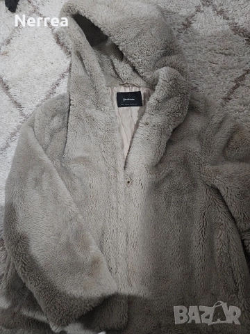 Яке от косъм на Stradivarius