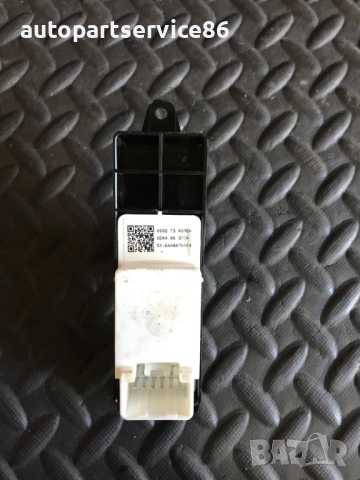 Преден ключ за стъкло за Mazda 6 2.2D (2007-2011) GDK466370A, снимка 2 - Части - 53729289