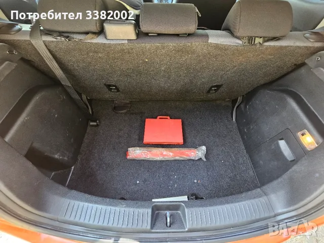 Mazda 2 2010 1.3 бензин, снимка 7 - Автомобили и джипове - 48789473