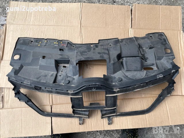 Панел върху Радиаторите t0000176826 Renault Talisman 2017г 147kW