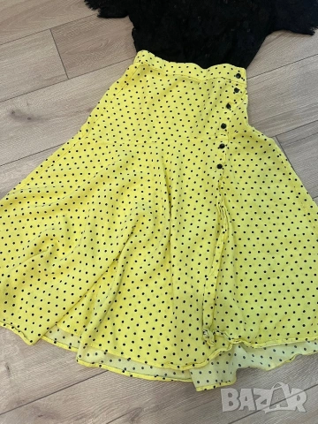 Пола на ZARA, снимка 2 - Поли - 53928237