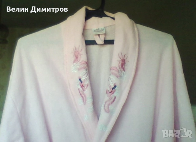 Дамски халат ,размер XXXL Нов 