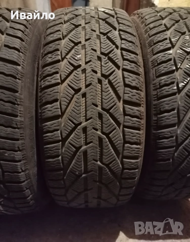 Продавам 4 броя зимни гуми 225.45.17 на 1 сезон дот 2024 Kormoran , снимка 2 - Гуми и джанти - 54171342
