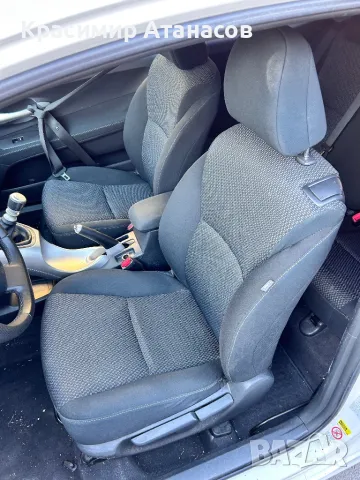 Мокет за Тойота Аурис. 2010-2012г. Две врати , снимка 10 - Части - 49652639