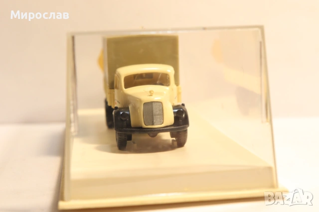 BREKINA H0 1/87 MERCEDES КАМИОН МОДЕЛ, снимка 3 - Колекции - 53297470