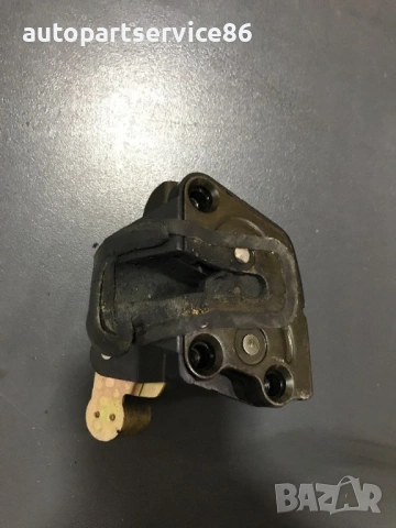 Механизъм за заключване на задна дясна врата за KIA Carnival 2001–2006 2.9 CRDi, снимка 2 - Части - 53172772