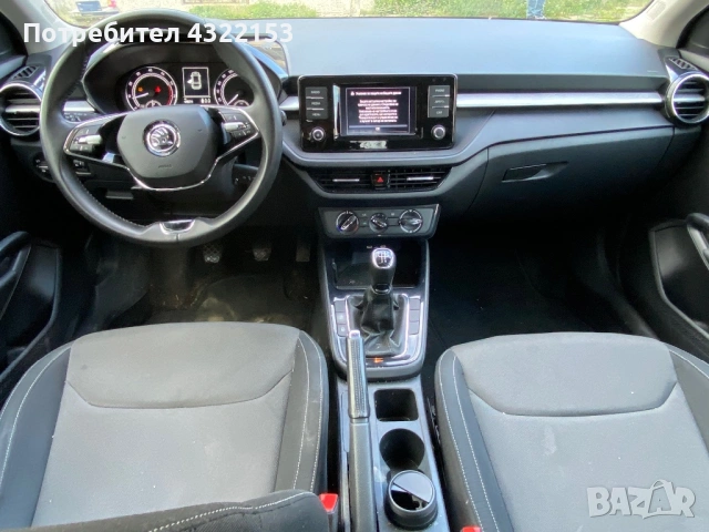 Продава се цяла за части колата е бракувана Skoda fabia 1.0Бензин 95кс 2023.Г на 69674км реални  , снимка 2 - Автомобили и джипове - 53977550