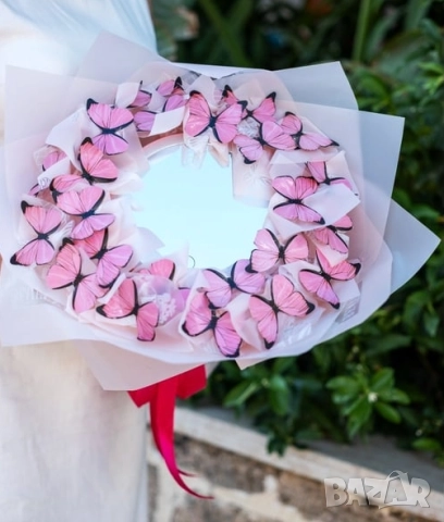 ✨ LED Огледален Букет с Пеперуди  , снимка 2 - Подаръци за жени - 51685734