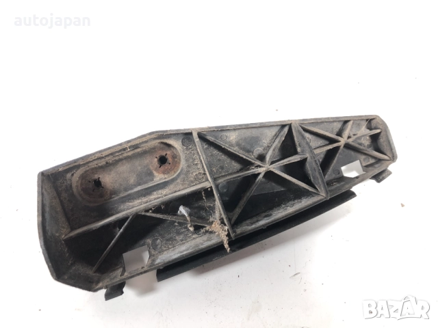  Заден ляв държач задна броня Toyota Corolla Verso 2.2 D-CAT 177кс 2007г  